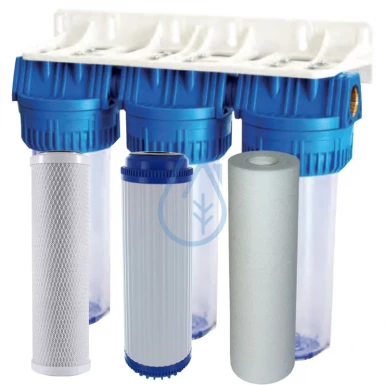 Triple filtre avec cuves 9 pouce 3/4 pour la filtration de l'eau en Guadeloupe.